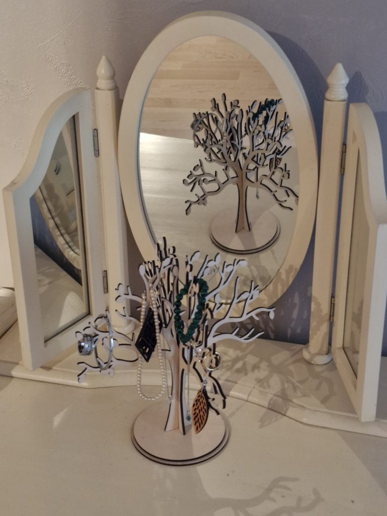 Arbre à bijoux